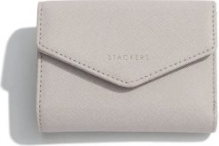 Portfel damski Stackers taupe. Portfele Stackers, bez wzorów. Za 139.00 zł.