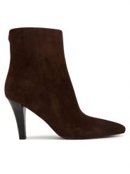 Guess Botki FLTRFF SUE10 Brązowy ciemny. Brązowe botki Guess, z aplikacjami, ze skóry, bez obcasa, na słupku, bez zapięcia. Za 824.99 zł.