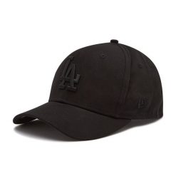 Czapka z daszkiem New Era. Czarne czapki z daszkiem New Era, bez wzorów. Za 129.99 zł.