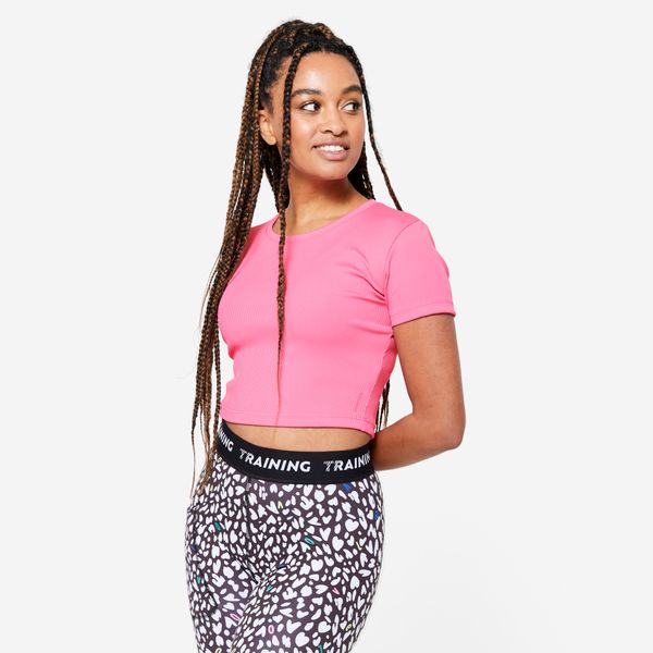 Koszulka fitness damska Domyos crop top. Czerwone topy sportowe DOMYOS, l, bez wzorów, z elastanu, na fitness i siłownię. Za 54.99 zł.