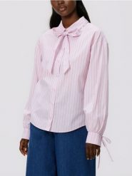 Koszula w paski z krawatem - różowy. Czerwone koszule Reserved, l, bez wzorów, z bawełny, bez kołnierzyka, bez ramiączek. Za 109.99 zł.