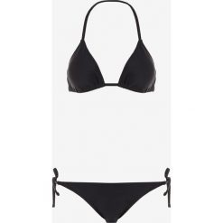 Czarne Bikini Eunista. Czarne bikini Born2be, z aplikacjami. W wyprzedaży za 76.99 zł.