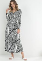 Czarno-Biała Kopertowa Sukienka Maxi w Fantazyjny Print Aldotine. Czarne sukienki Born2be, na co dzień, m, bez wzorów, z wiskozy, bez kołnierzyka, bez ramiączek, maxi, kopertowe. W wyprzedaży za 178.49 zł.