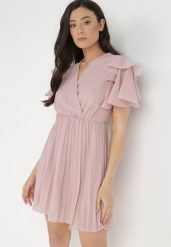 Ciemnoróżowa Sukienka Alemiera. Czerwone sukienki Born2be, na imprezę, bez wzorów, z materiału, bez kołnierzyka, bez ramiączek, mini, kopertowe. Za 129.99 zł.