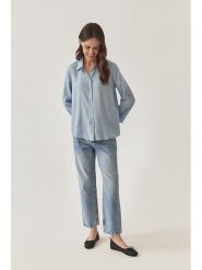 TATUUM Bluzka w kolorze błękitnym rozmiar: 42. Niebieskie bluzki Tatuum, bez wzorów, z lyocellu, bez kołnierzyka, bez ramiączek. Za 110.04 zł.