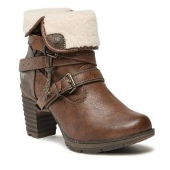 Botki Mustang. Brązowe botki Mustang, bez wzorów, bez obcasa, na słupku, bez zapięcia. Za 369.99 zł.