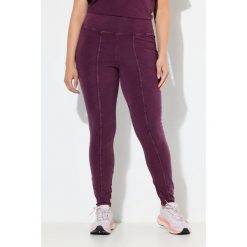 Damskie Legginsy styl vintage wąskie nogawki wysoki stan kieszeń. Czerwone legginsy Ulla Popken, bez wzorów, z bawełny, vintage. W wyprzedaży za 191.99 zł.