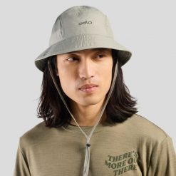 Kapelusz turystyczny Odlo Performance Light Bucket Cap. Białe kapelusze ODLO, bez wzorów, sportowe. Za 119.99 zł.