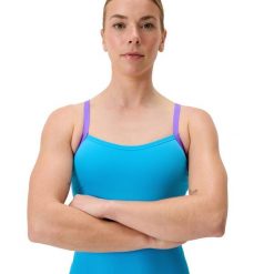 Strój kąpielowy damski Speedo Fl Solid Flyback 2.0 Af. Niebieskie stroje jednoczęściowe Speedo, bez wzorów, eleganckie. Za 279.99 zł.