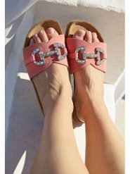 BABUNKERS Family Skórzane klapki w kolorze jasnoróżowym rozmiar: 39. Różowe klapki BABUNKERS Family, bez wzorów, klasyczne, z otwartym noskiem, bez obcasa, bez zapięcia. Za 173.99 zł.