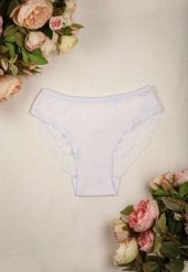 Białe Elastyczne Majtki Figi z Koronkowym Tyłem Deslan. Białe figi Born2be, bez wzorów, z koronki. Za 29.99 zł.