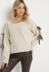 Beżowy Sweter z Moherem o Nietoperzowym Kroju z Ozdobnymi Wiązaniami w Panterkę Semiri. Brązowe swetry Born2be, s, bez wzorów, z jeansu, eleganckie, bez ramiączek. W wyprzedaży za 59.49 zł.
