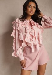 Jasnoróżowe Spódnico-Szorty High Waist z Paskiem i Klamrą Nonithra. Czerwone szorty Renee, bez wzorów, eleganckie. W wyprzedaży za 55.99 zł.