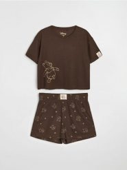 Piżama dwuczęściowa Winnie the Pooh - brązowy. Brązowe piżamy Sinsay, l, bez wzorów, bez kołnierzyka, bez ramiączek. Za 49.99 zł.