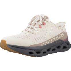 Buty SKECHERS SLIP-INS GLIDE STEP ATLUS Beżowy. Brązowe buty trekkingowe Skechers, z syntetyku, bez zapięcia. Za 509.00 zł.
