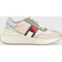 Tommy Jeans sneakersy Fashion Retro Run kolor beżowy. Brązowe buty sportowe lifestyle Tommy Jeans, bez wzorów, z gumy, retro, z okrągłym noskiem, bez zapięcia. W wyprzedaży za 324.99 zł.