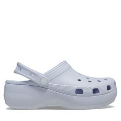Klapki Crocs. Niebieskie klapki Crocs, bez wzorów, bez obcasa, bez zapięcia. Za 199.99 zł.