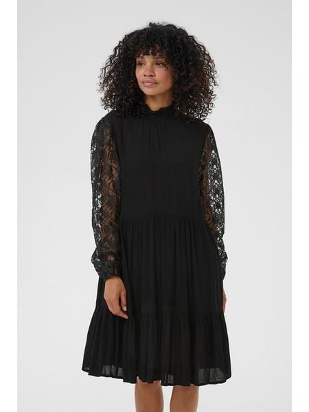 Kaffe Sukienka w kolorze czarnym rozmiar: 42. Czarne sukienki Kaffe, bez wzorów, z koronki, bez kołnierzyka, bez ramiączek, midi. Za 195.99 zł.