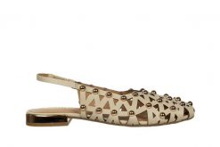 Sandały Gioseppo Calamus Off White 602206, Beżowy, Skóra naturalna - 39. Brązowe sandały Gioseppo, bez wzorów, ze skóry, eleganckie, bez obcasa, bez zapięcia. W wyprzedaży za 269.10 zł.