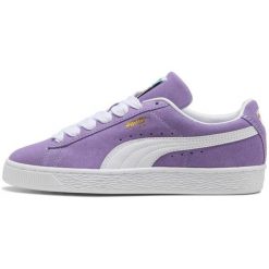Buty sportowe Puma Suede Classic. Fioletowe buty treningowe Puma, bez wzorów, z zamszu, bez zapięcia, puma suede. Za 590.00 zł.