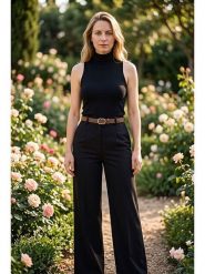 SOULSHAE Spodnie w kolorze czarnym rozmiar: L/XL. Czarne spodnie materiałowe SOULSHAE, bez wzorów, z materiału, z podwyższonym stanem. Za 124.95 zł.
