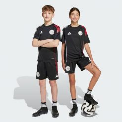 Szorty Ajax Amsterdam Tiro 25 Competition Training Kids. Białe szorty adidas, bez wzorów, sportowe. Za 179.00 zł.