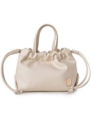 Vince Camuto Torebka "Ferrara" w kolorze kremowym - 30 x 20 x 14 cm rozmiar: onesize. Brązowe torebki klasyczne Vince Camuto, bez wzorów, z materiału, przez ramię, bez dodatków. Za 139.95 zł.