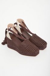 Espadryle damskie na koturnie Accordo WEEKEND MAX MARA. Espadryle Weekend Max Mara, bez wzorów, bez obcasa, na koturnie. Za 1,519.00 zł.