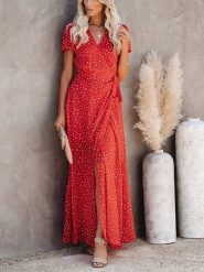 Milan Kiss Sukienka w kolorze czerwonym ze wzorem rozmiar: S. Czerwone sukienki Milan Kiss, s, bez wzorów, z wiskozy, bez kołnierzyka, bez ramiączek, maxi. Za 139.54 zł.