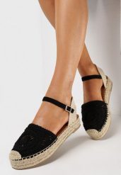 Czarne Espadryle na Grubej Podeszwie z Plecionki i Ażurowym Wzorem na Cholewce Astaria. Czarne espadryle Born2be, w ażurowe wzory, boho, bez obcasa. W wyprzedaży za 80.74 zł.