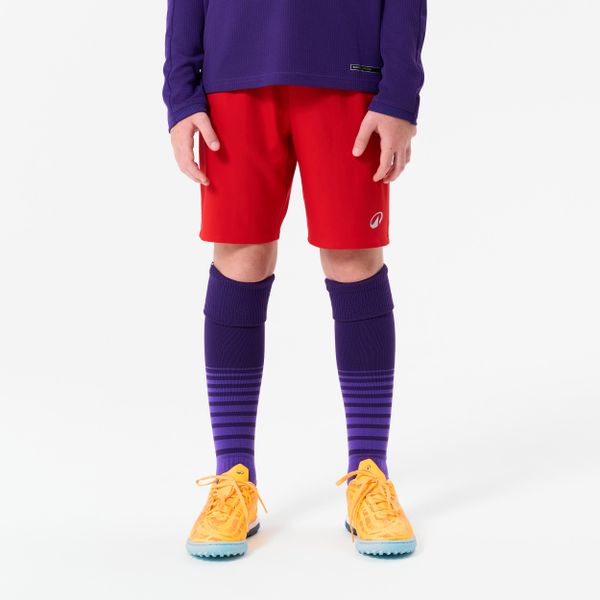 Spodenki piłkarskie dla dzieci Kipsta Viralto Club. Czerwone szorty KIPSTA, bez wzorów, z elastanu, sportowe. Za 39.99 zł.