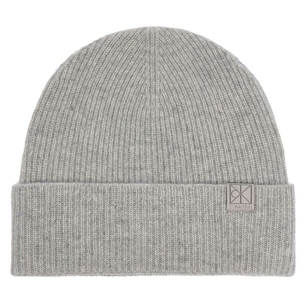 Czapka Calvin Klein. Szare czapki zimowe Calvin Klein, bez wzorów. Za 329.99 zł.