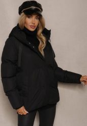 Czarna Kurtka Basic Pikowana z Nieodpinanym Kapturem Vertirya. Czarne kurtki Renee, uniwersalny, bez wzorów, z jeansu, eleganckie. W wyprzedaży za 97.99 zł.