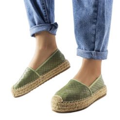 Zielone espadryle zdobione tłoczeniem Geoffrey. Zielone espadryle z aplikacjami, klasyczne, bez obcasa. Za 78.89 zł.