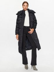 Guess Kurtka puchowa W3BL41 WFSW2 Czarny Regular Fit. Czarne kurtki Guess, na zimę, xl, z aplikacjami, z puchu, bez kaptura. Za 919.99 zł.