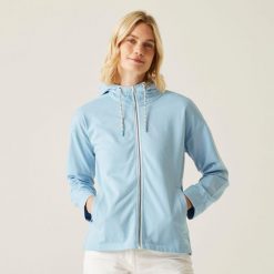 Bluza turystyczna damska Bayletta z kapturem. Niebieskie bluzy Regatta, bez wzorów, sportowe, bez ramiączek, z kapturem. W wyprzedaży za 257.00 zł.