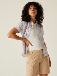 Regatta Koszula funkcyjna "Packaway" w kolorze biało-fioletowym rozmiar: 40. Białe koszule Regatta, bez wzorów, z materiału, sportowe, bez kołnierzyka, bez ramiączek. Za 78.47 zł.