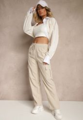 Jasnobeżowe Spodnie Cargo z Bawełną o Szerokim Kroju High Waist Mairiora. Brązowe jeansy Renee, bez wzorów, z bawełny, z podwyższonym stanem. W wyprzedaży za 35.99 zł.