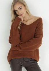 Brązowy Sweter z Wiskozy Oversize Yorate. Brązowe swetry Born2be, uniwersalny, bez wzorów, z bawełny, eleganckie, bez ramiączek. W wyprzedaży za 101.99 zł.