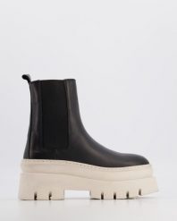 BOTKI NA PLATFORMIE 0205700 L BLACK. Czarne botki Venezia, bez wzorów, ze skóry, bez obcasa, na platformie, bez zapięcia. Za 299.00 zł.