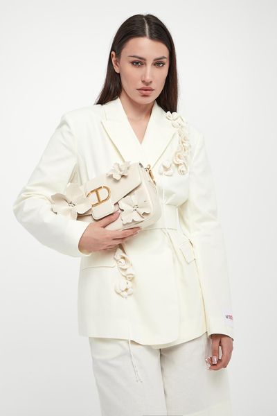 Marynarka damska z lnem TWINSET ACTITUDE. Marynarki i żakiety Twinset Milano, l, bez wzorów, bez ramiączek. W wyprzedaży za 895.30 zł.