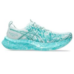 Buty do biegania damskie Asics Noosa Tri 16. Niebieskie buty do biegania ASICS, bez wzorów, z materiału, bez zapięcia, do biegania. Za 807.00 zł.