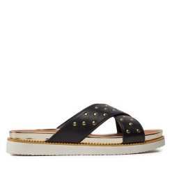 Klapki Badura. Czarne klapki Badura, bez wzorów, bez obcasa, bez zapięcia. Za 289.99 zł.