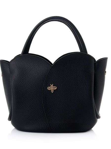 Lucky Bees Torebka w kolorze czarnym - 29 x 21 x 15 cm rozmiar: onesize. Czarne torebki klasyczne Lucky Bees, bez wzorów, z materiału, przez ramię, bez dodatków. Za 65.99 zł.