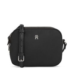 Torebka Tommy Hilfiger. Czarne listonoszki Tommy Hilfiger, bez wzorów, bez dodatków. Za 259.99 zł.