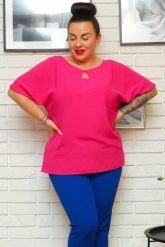 Bluzka na komunię z łezką lekka modna ELIDA amarantowa. Czerwone bluzki KARKO, plus size, bez wzorów, z dzianiny, biznesowe, bez kołnierzyka, plus size, bez ramiączek. Za 59.50 zł.