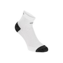 Skarpety do biegania KIPRUN. Skarpetki marki KALENJI. Za 19.99 zł.