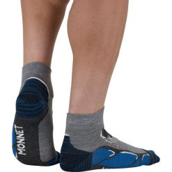 Skarpetki Monnet Extra Light. Niebieskie skarpetki MONNET, bez wzorów, trekkingowe. Za 134.50 zł.