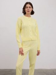 BGN Kardigan w kolorze żółtym rozmiar: 34. Żółte swetry BGN, bez wzorów, z wełny, bez ramiączek. Za 100.99 zł.