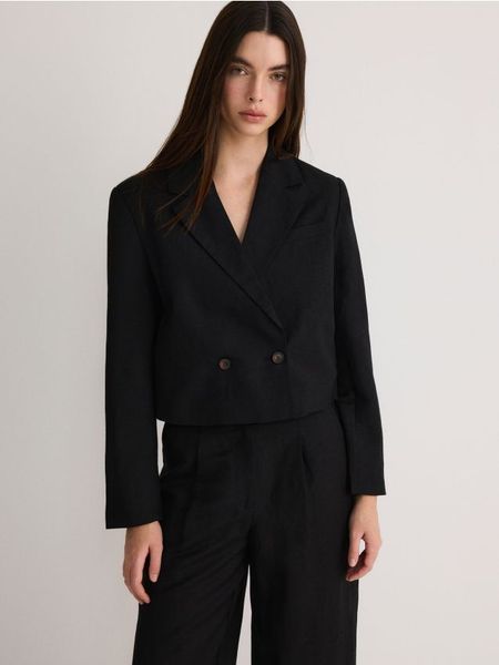 Marynarka z lnem i wiskozą - czarny. Czarne marynarki i żakiety Reserved, bez wzorów, z tkaniny, bez ramiączek. W wyprzedaży za 65.99 zł.